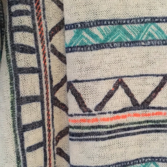 Geometric Sheer Knit T-Shirt - Picture 2 of 6